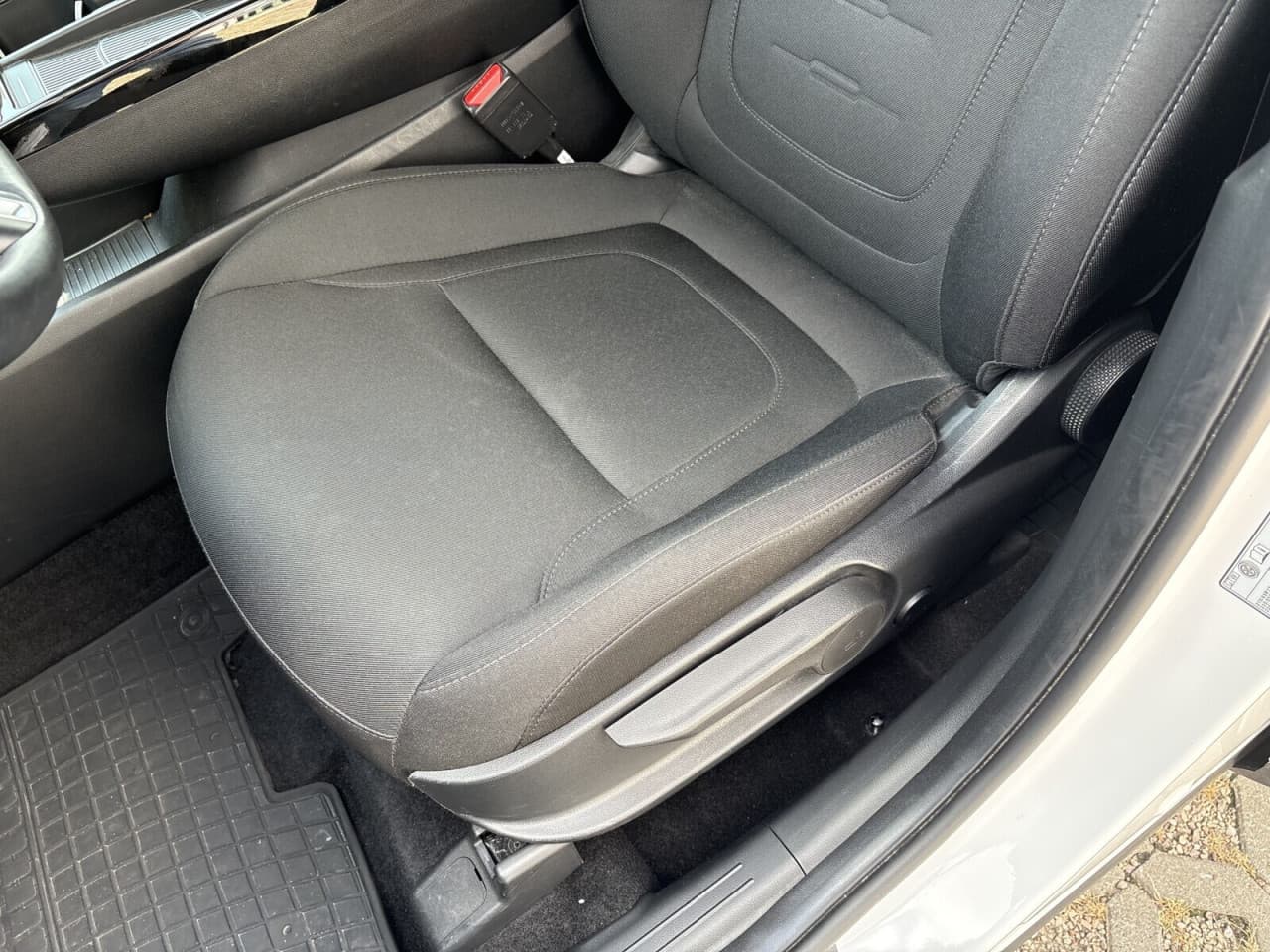 Hyundai Tucson - zdjęcie 8
