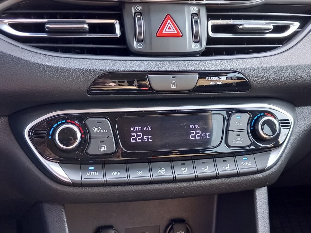 Hyundai i30 - zdjęcie 18