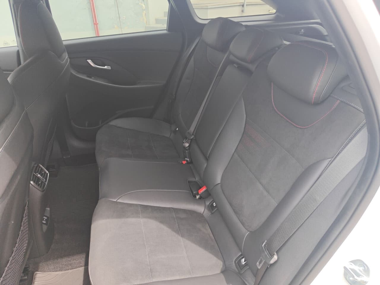 Hyundai i30 - zdjęcie 17