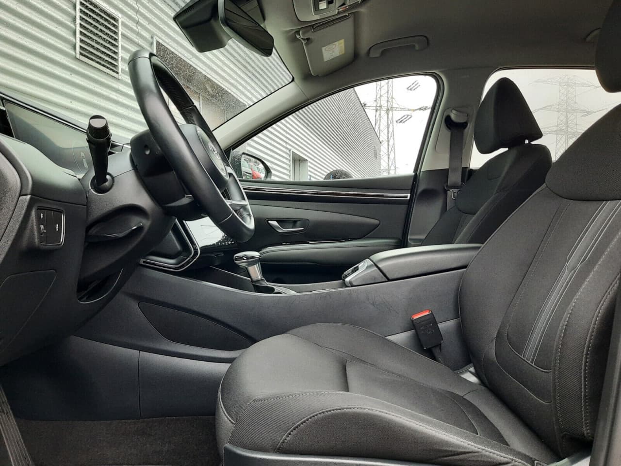 Hyundai Tucson - zdjęcie 16